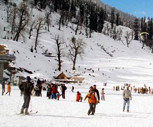 manali to snow point taxi service
