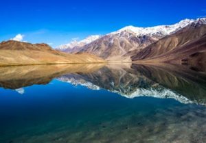 manali to chandertal taxi service